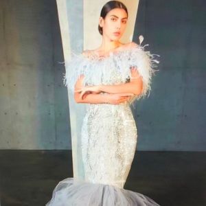 Meet your Posher, Myra